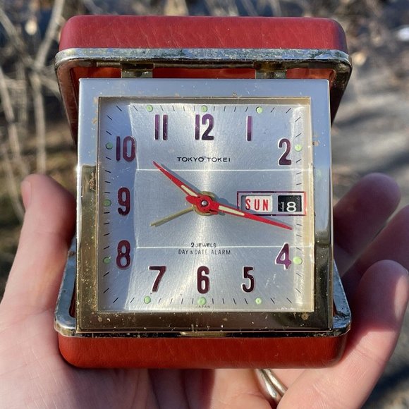 Vintage Tokyo Tokei 2 Jewels Red TESTED - Works - Alarm Folding Clock MCM RETRO - Picture 4 of 12